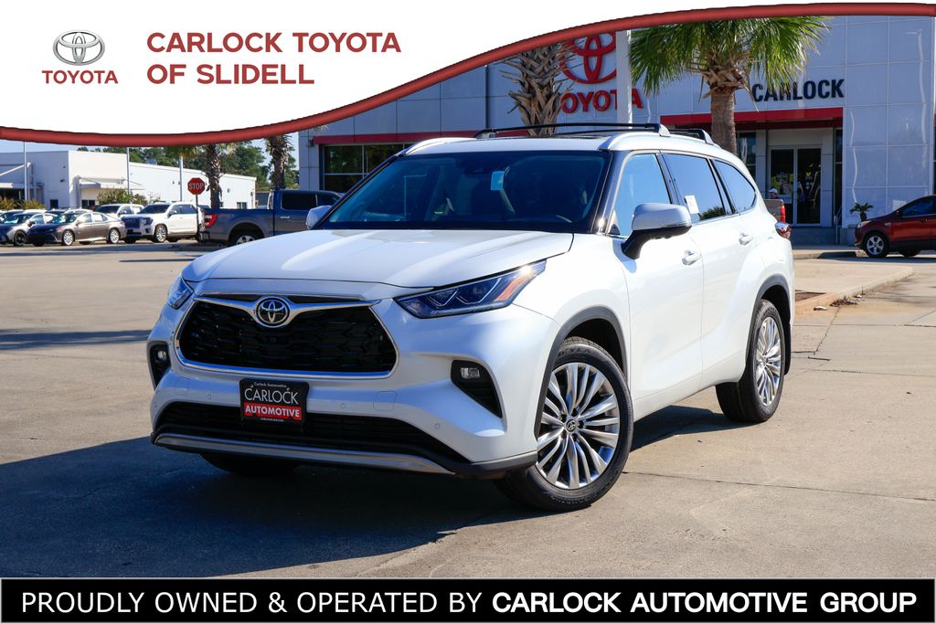 Pearl 2026 Toyota Highlander SUV / Crossover All-Wheel Drive 8-Speed Automatic