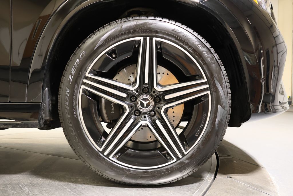 Thumbnail: 2026 Mercedes-Benz GLE - 14