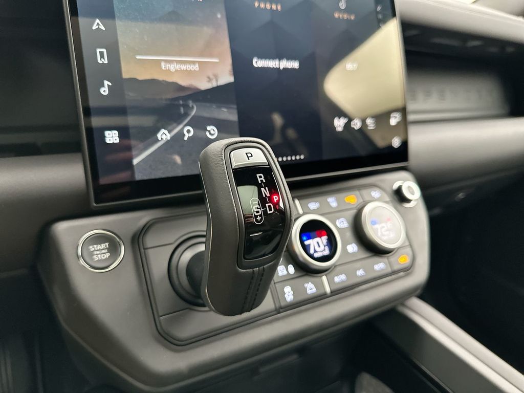 Thumbnail: 2026 Land Rover Defender - 12