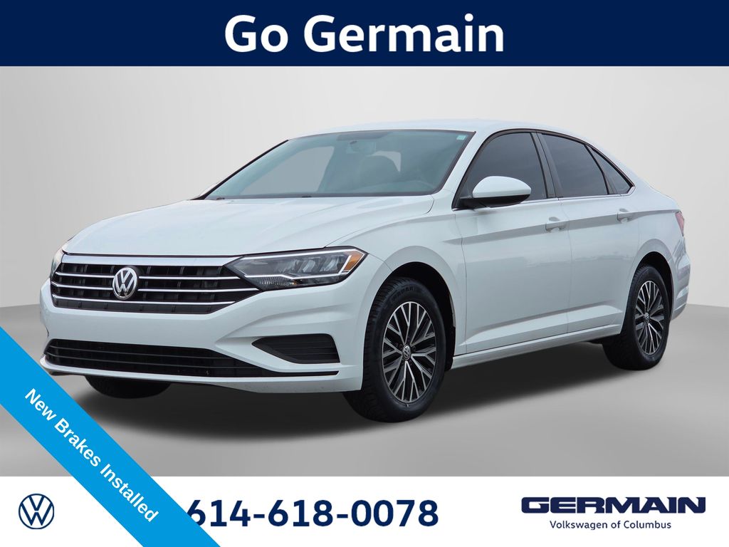 Pure White 2021 Volkswagen Jetta Sedan Front-Wheel Drive 8-Speed Automatic
