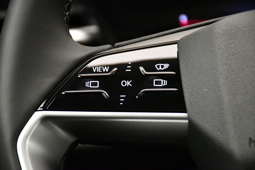 Thumbnail: 2025 Audi Q5 - 24