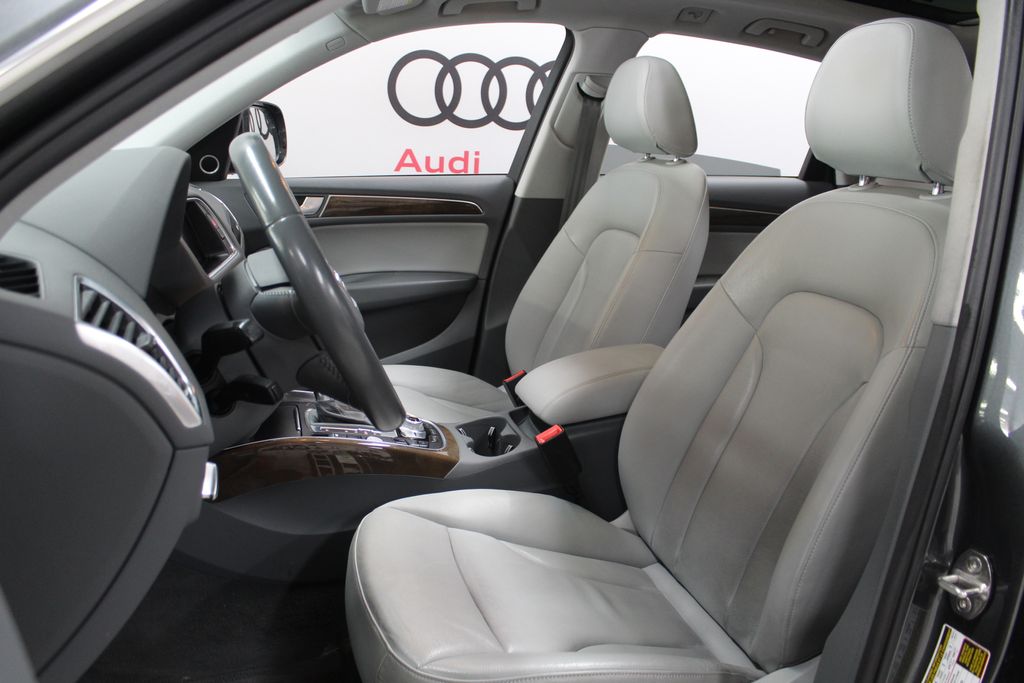 Thumbnail: 2017 Audi Q5 - 11