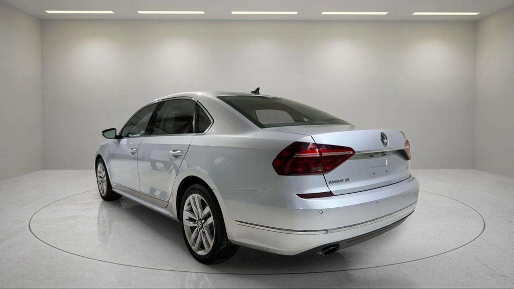 Used 2017 Reflex Silver Metallic Volkswagen 1.8T SE image 15