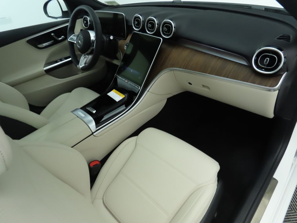 Thumbnail: 2025 Mercedes-Benz C-Class - 17