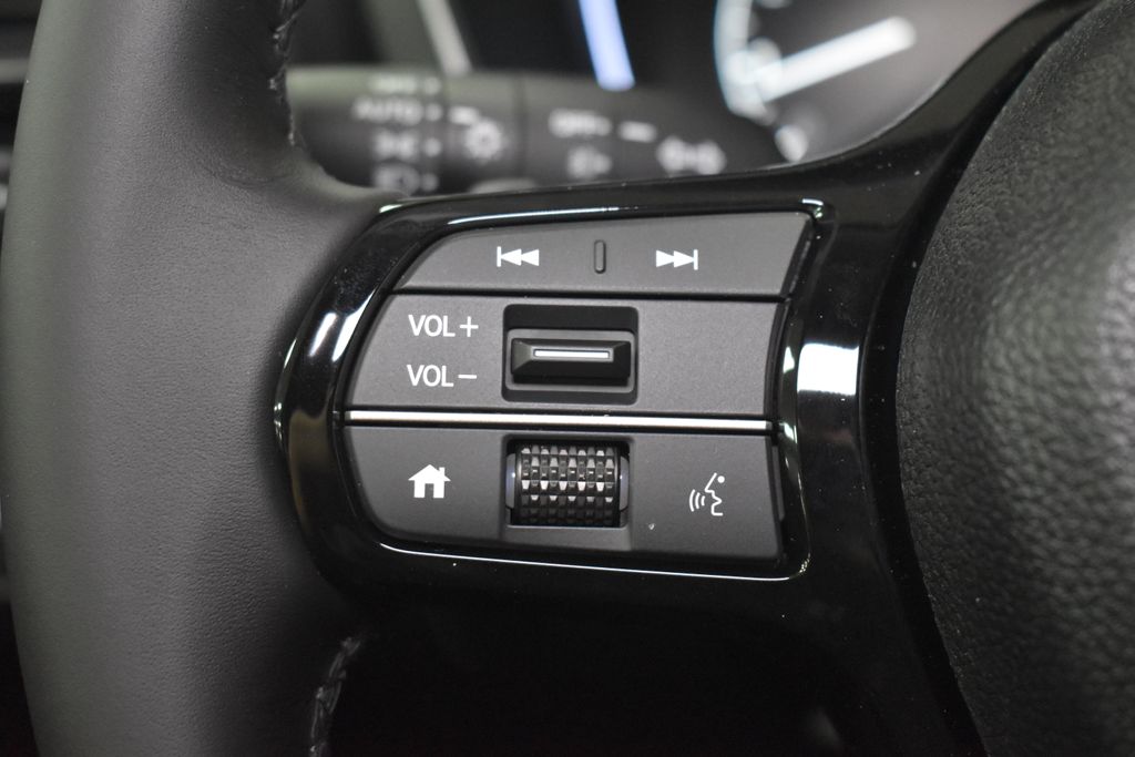 2025 Honda Pilot Touring 17