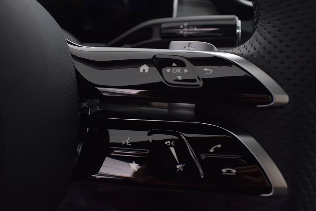 Thumbnail: 2026 Mercedes-Benz C-Class - 17