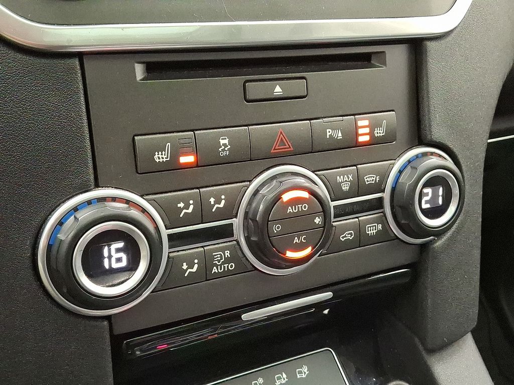 2016 Land Rover LR4 HSE 16