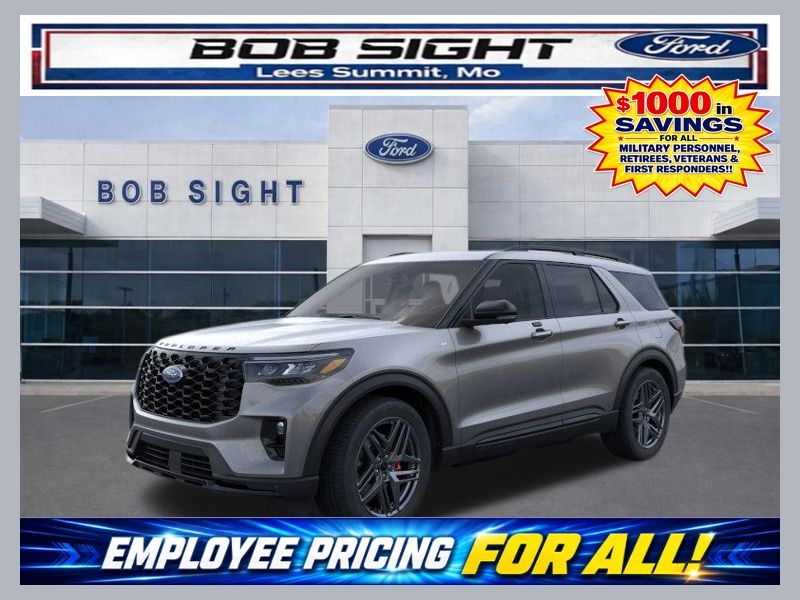 2026 Ford Explorer ST-LINE 4WD's photo