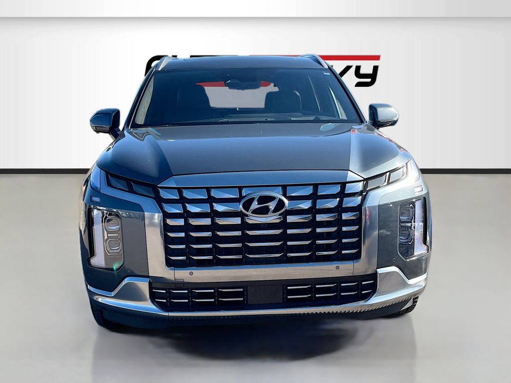 Used 2023 Gray Hyundai Calligraphy image 2
