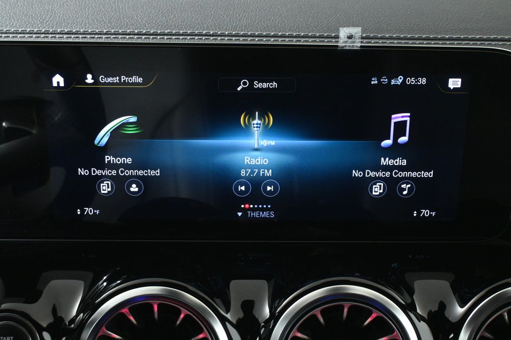 Thumbnail: 2023 Mercedes-Benz GLA - 21