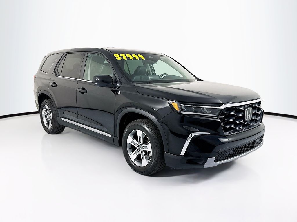 Thumbnail: 2024 Honda Pilot - 3