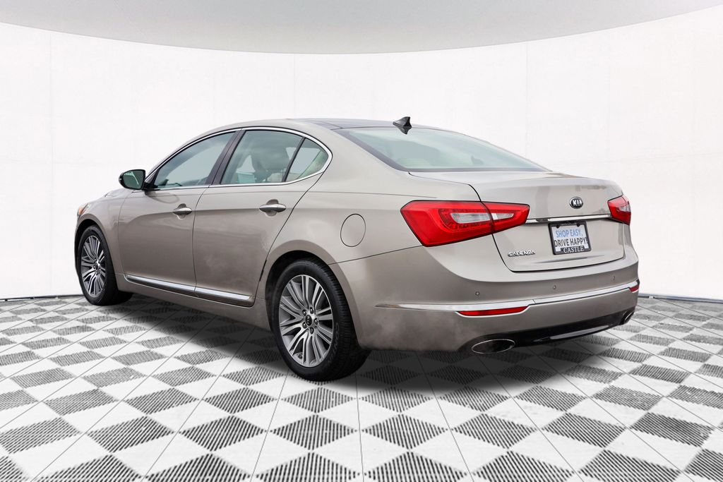 2014 Kia Cadenza Premium 11