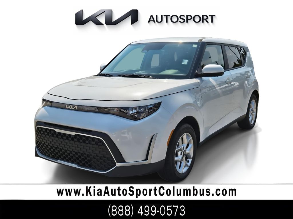 Snow White Pearl 2025 Kia Soul SUV / Crossover Front-Wheel Drive Continuously Variable Transmission