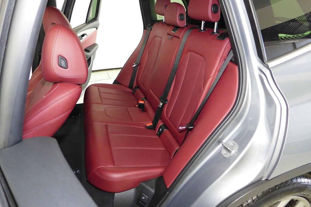 Thumbnail: 2023 BMW X3 - 21