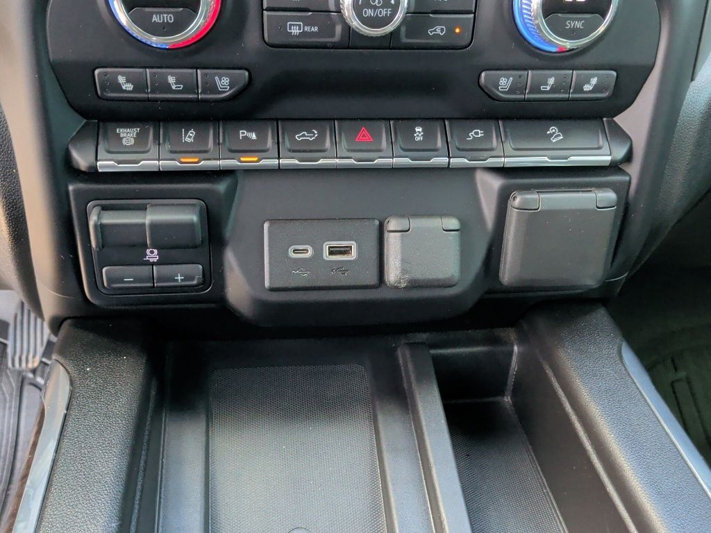 2022 GMC Sierra 2500HD Denali Black at AutoSavvy Houston Northwest