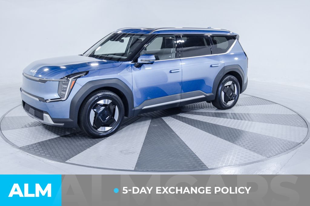 2024 Kia EV9 Wind photo 3