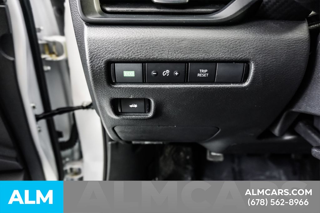 Used 2025 White Nissan S image 30