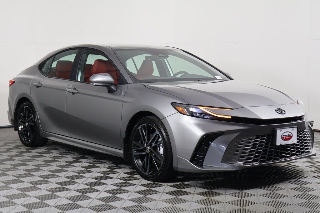 Thumbnail: 2025 Toyota Camry - 3
