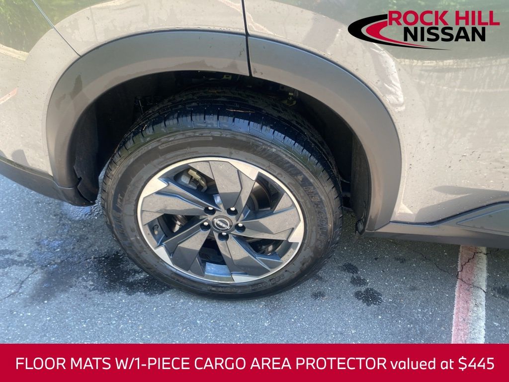 Gray (Gun Metallic) 2024 Nissan Rogue SV AWD SUV / Crossover All-Wheel Drive Continuously Variable Transmission