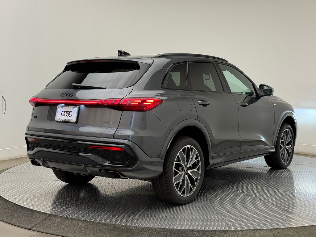 Thumbnail: 2026 Audi Q5 - 6