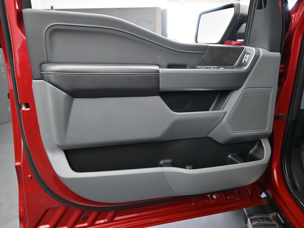 Used 2024 Red Metallic Ford XLT image 16