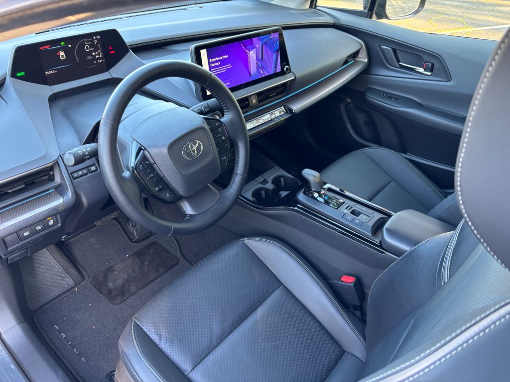 Thumbnail: 2024 Toyota Prius - 10