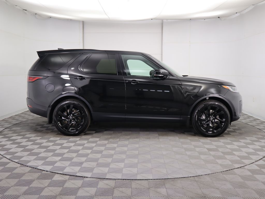 Thumbnail: 2025 Land Rover Discovery - 4