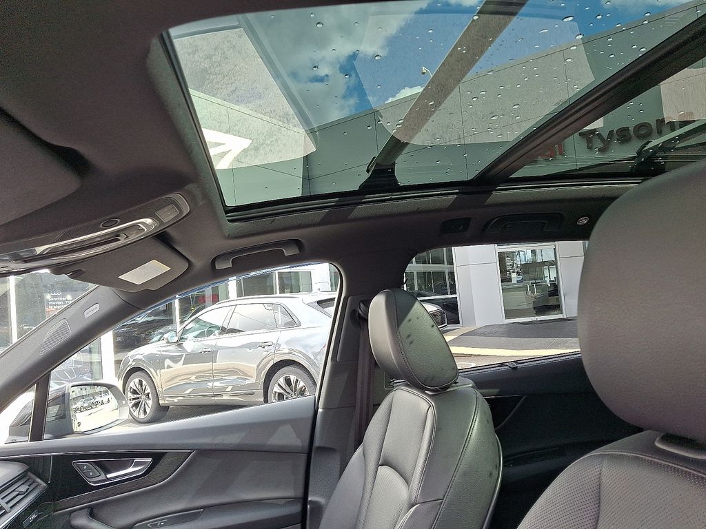 Thumbnail: 2017 Audi Q7 - 14