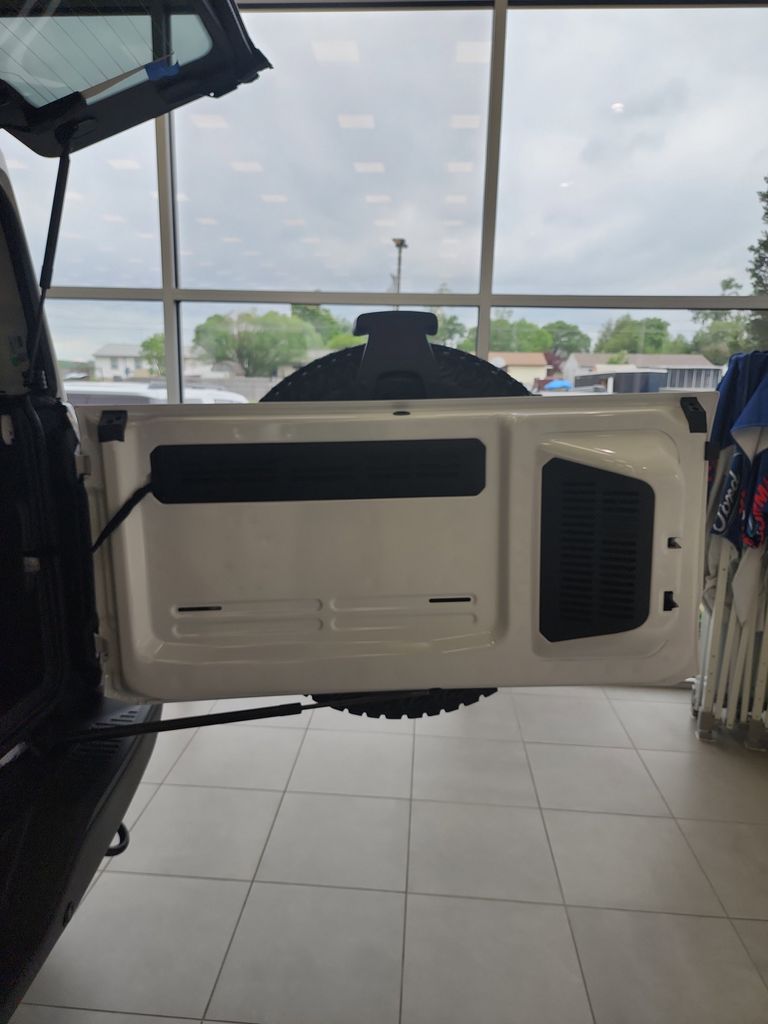 2025 Ford Bronco Badlands photo