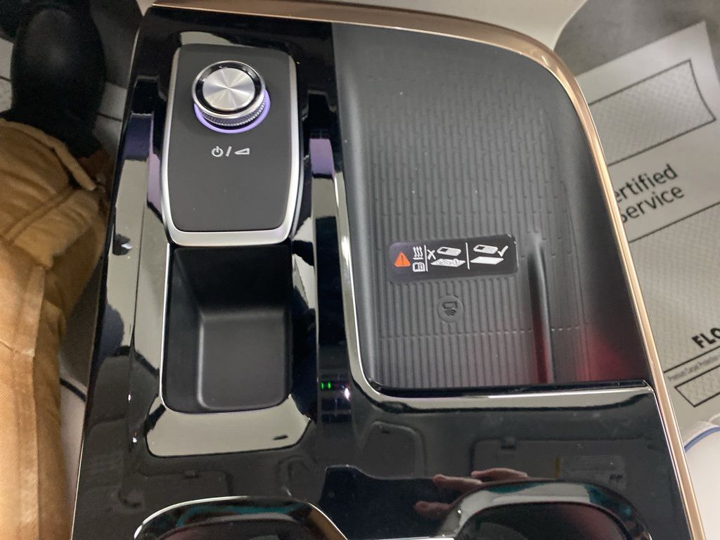 2025 Buick Enclave Avenir photo