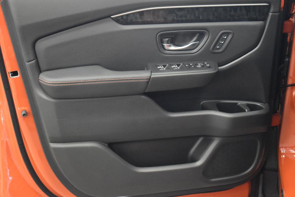 Thumbnail: 2026 Honda Passport - 8