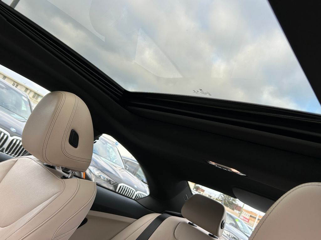 Thumbnail: 2023 BMW 2 Series - 16