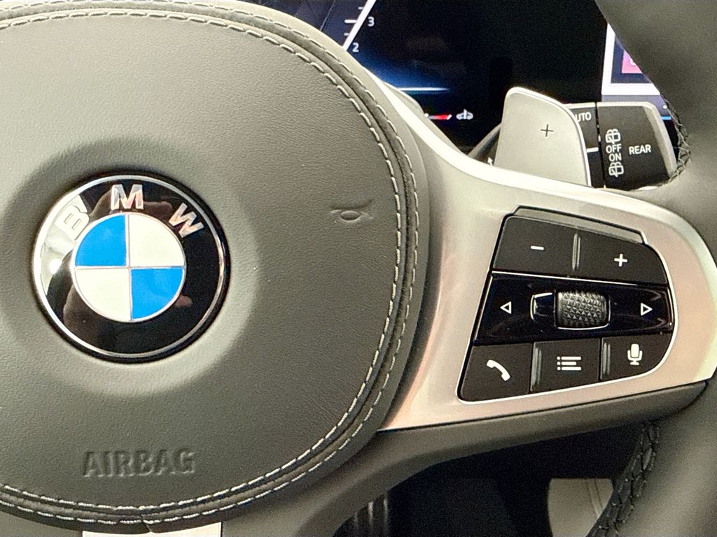 Thumbnail: 2026 BMW X5 - 12
