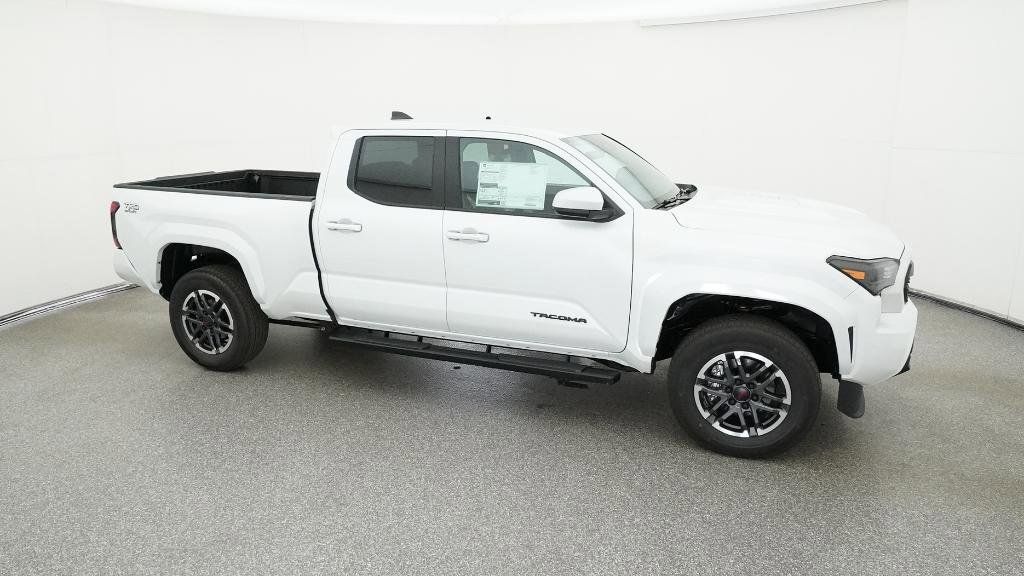Thumbnail: 2025 Toyota Tacoma - 25