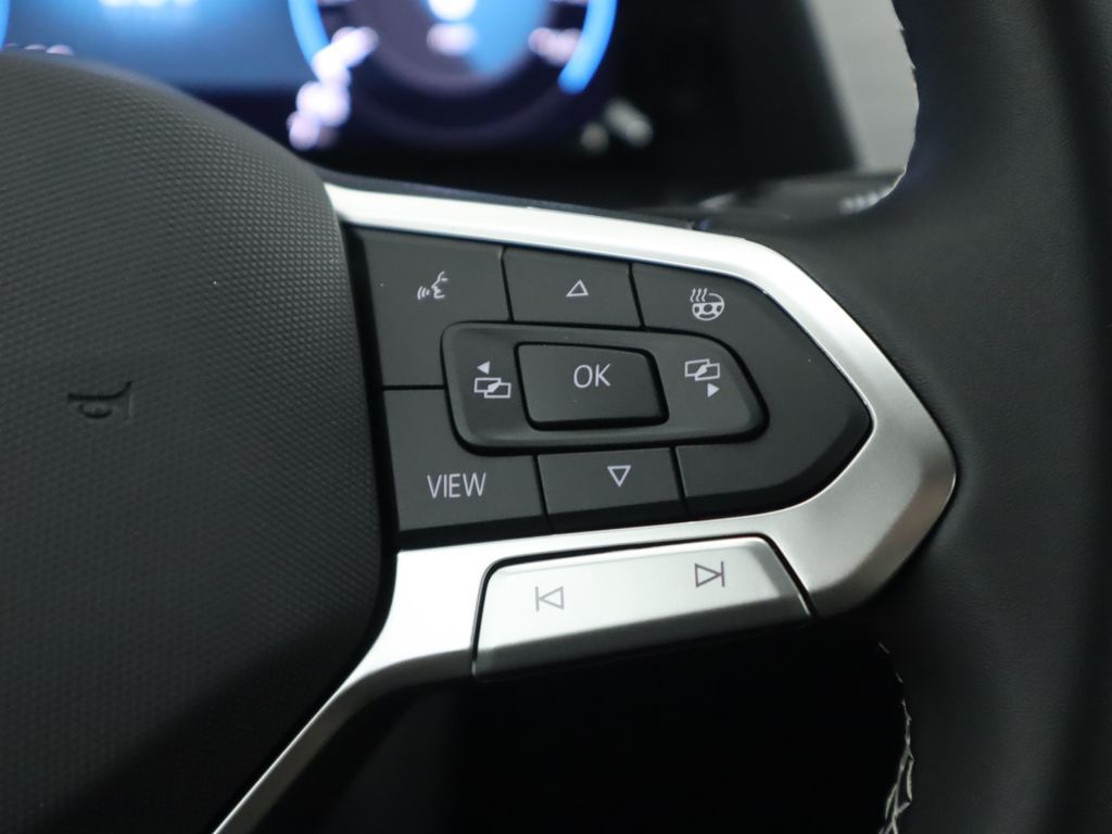 Thumbnail: 2026 Volkswagen Atlas - 12