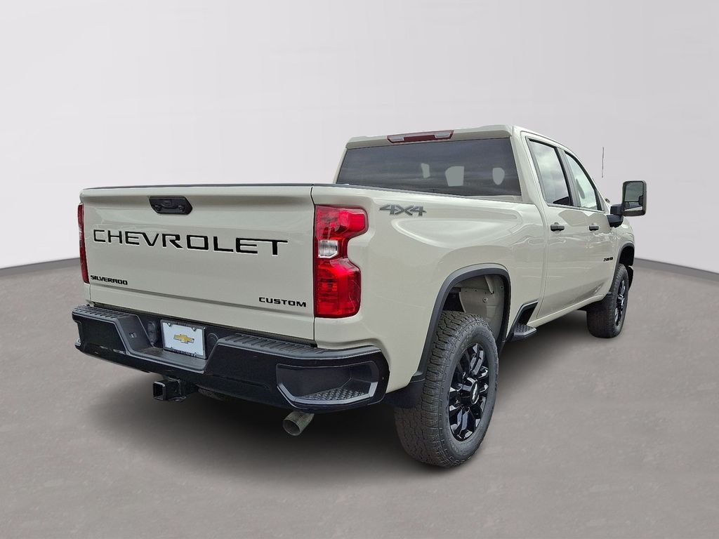 Thumbnail: 2026 Chevrolet Silverado 2500 - 4