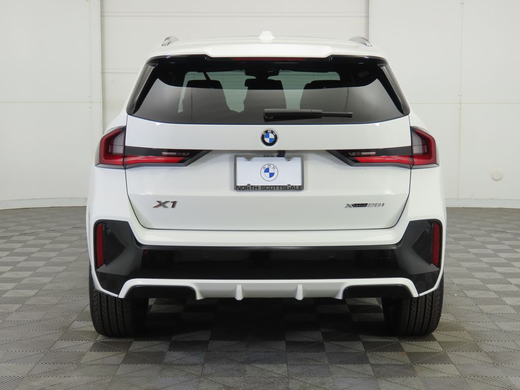 Thumbnail: 2026 BMW X1 - 6