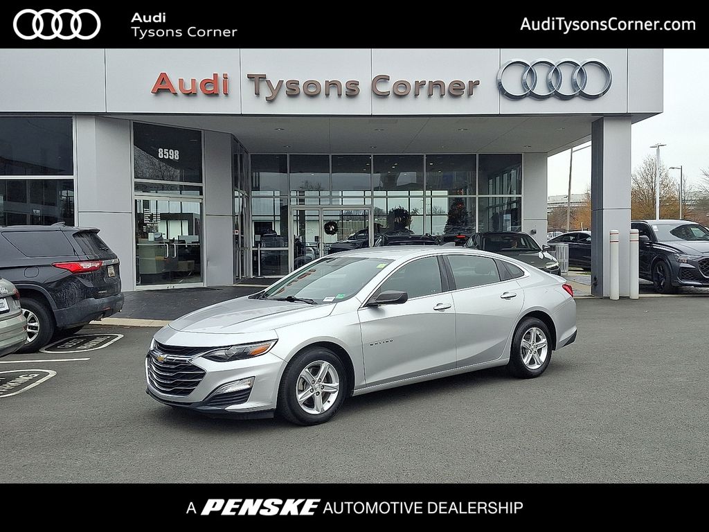 Thumbnail: 2019 Chevrolet Malibu - 1