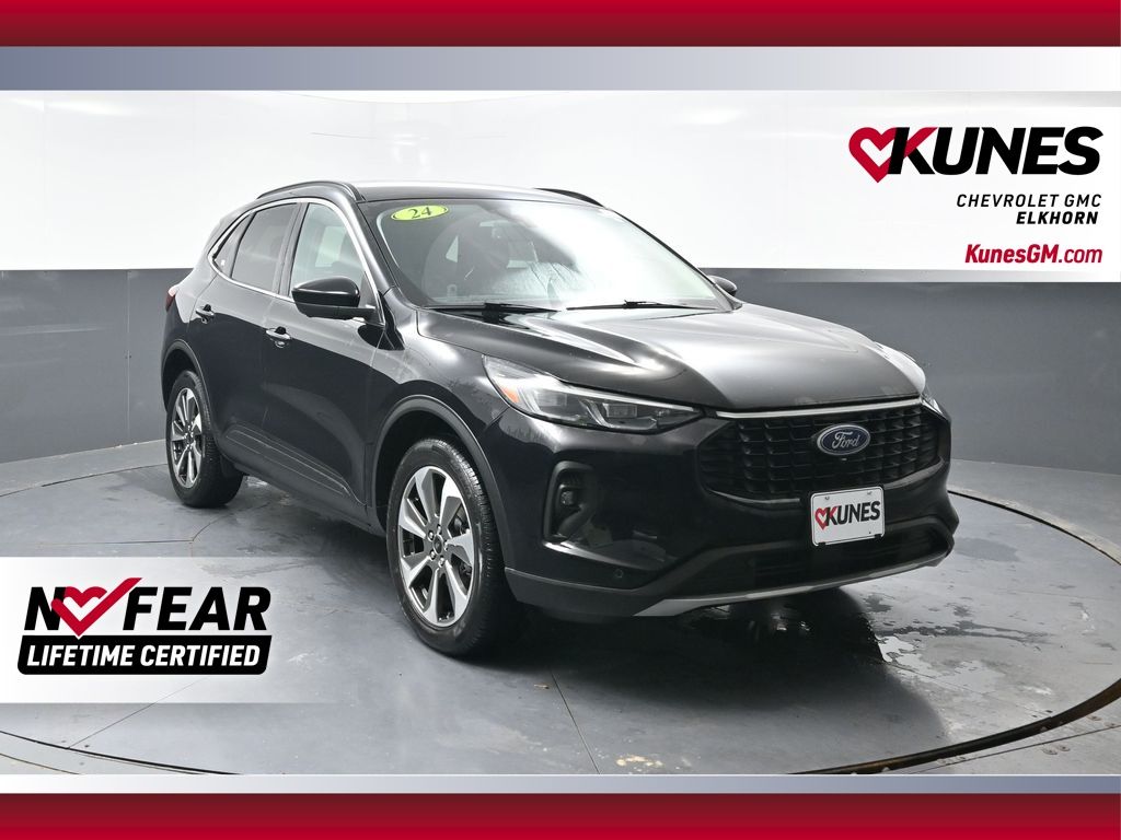 2024 Ford Escape Platinum