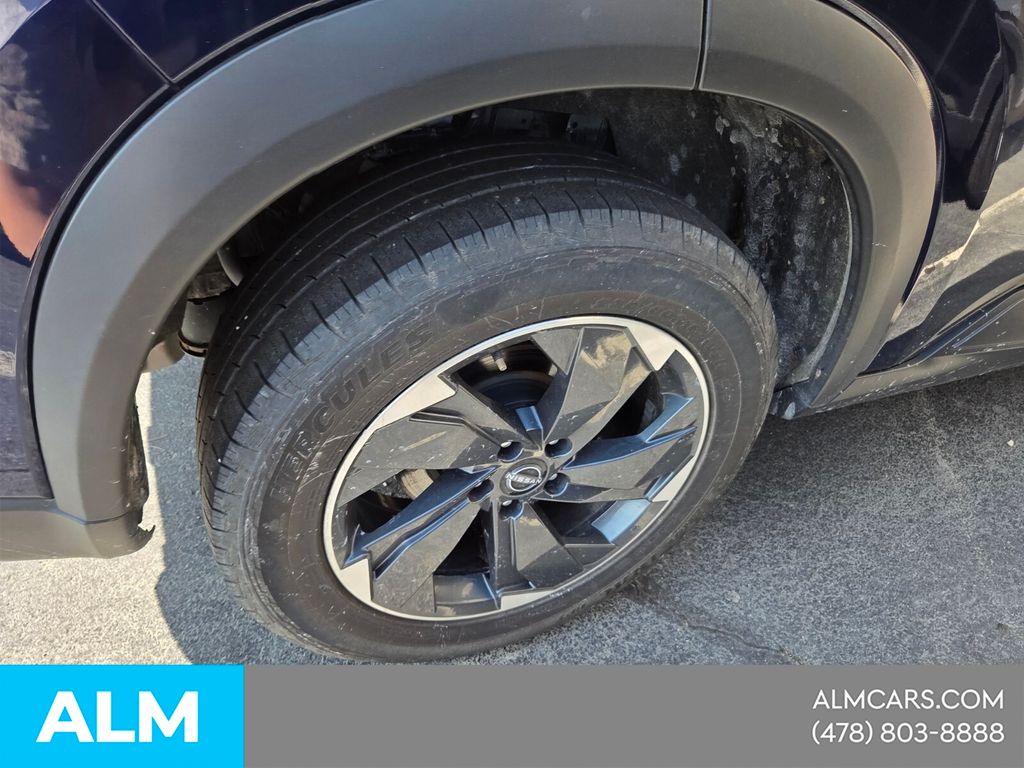 Used 2024 Blue Nissan SV image 14