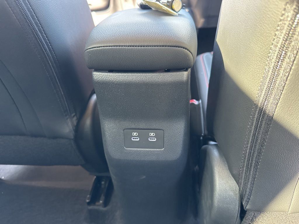 2025 Scarlet Ember Tintcoat/Super Black Nissan Kicks SR FWD SUV
