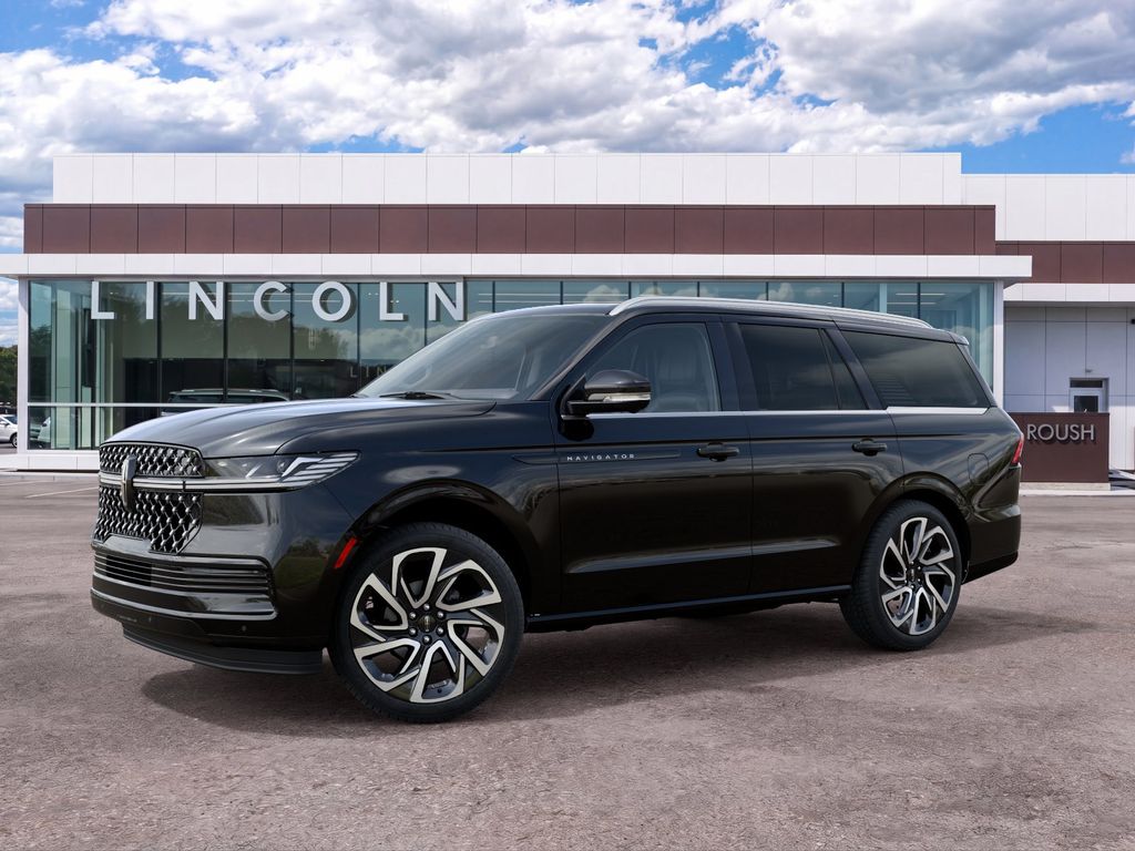 Infinite Black Metallic Clearcoat 2027 Lincoln Navigator SUV / Crossover Four-Wheel Drive Automatic