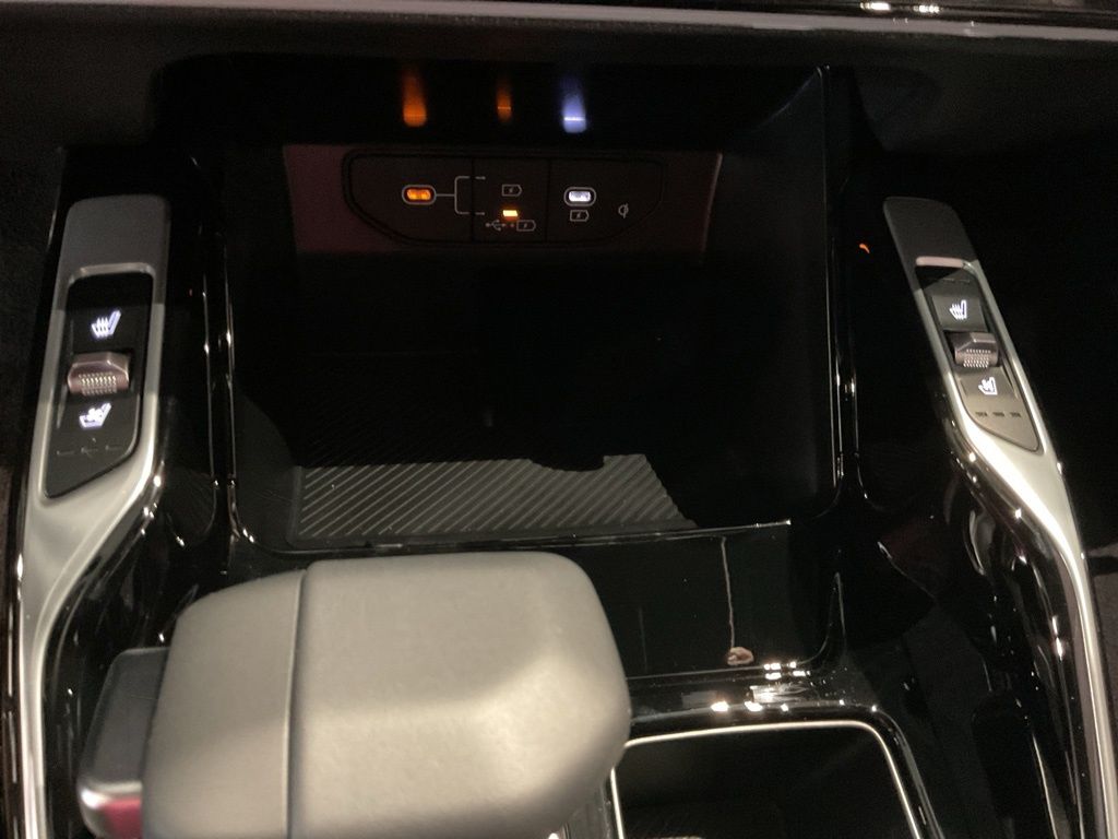 New 2026 Black Kia X-Line SX Prestige image 16