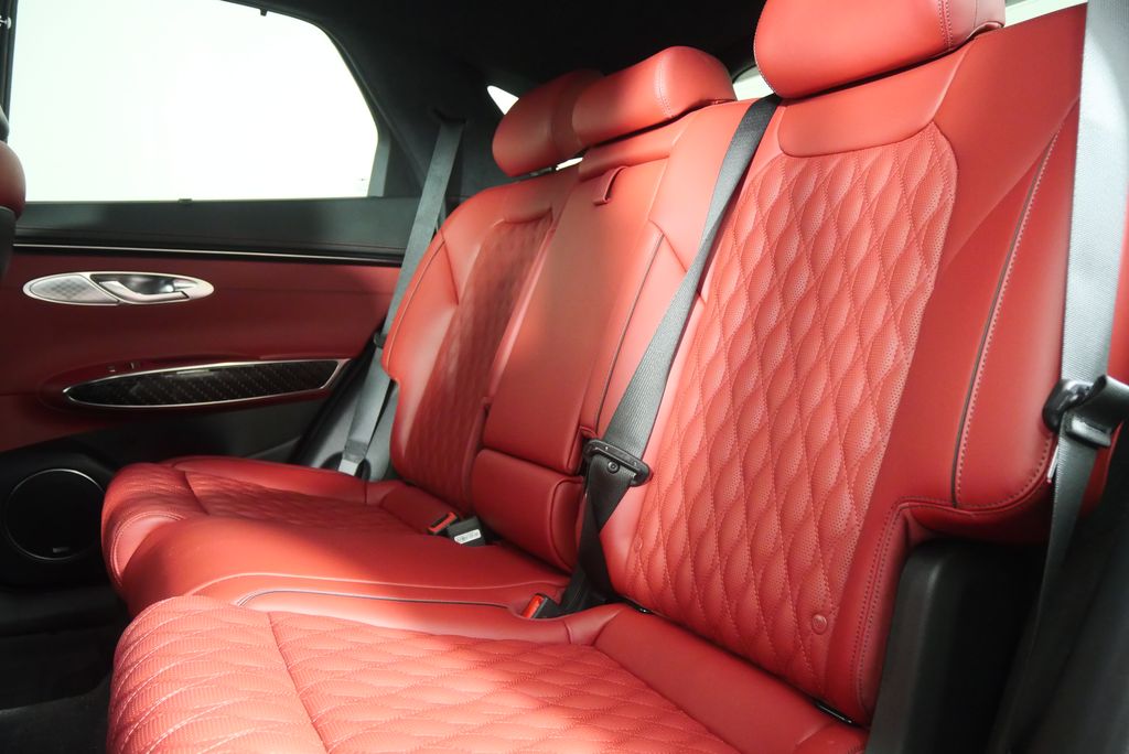 Thumbnail: 2024 Genesis GV70 - 16