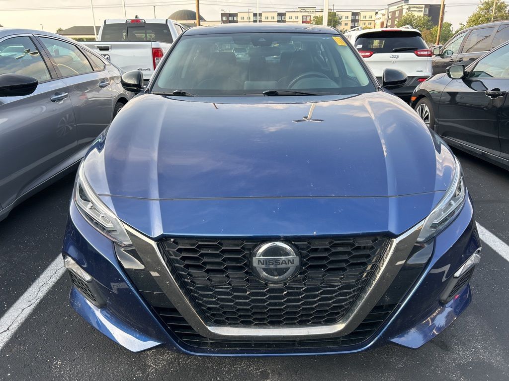 Thumbnail: 2020 Nissan Altima - 5