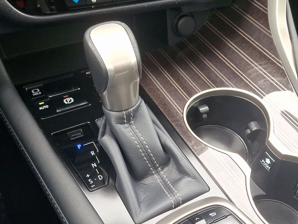 2017 Lexus RX Hybrid 450h 17