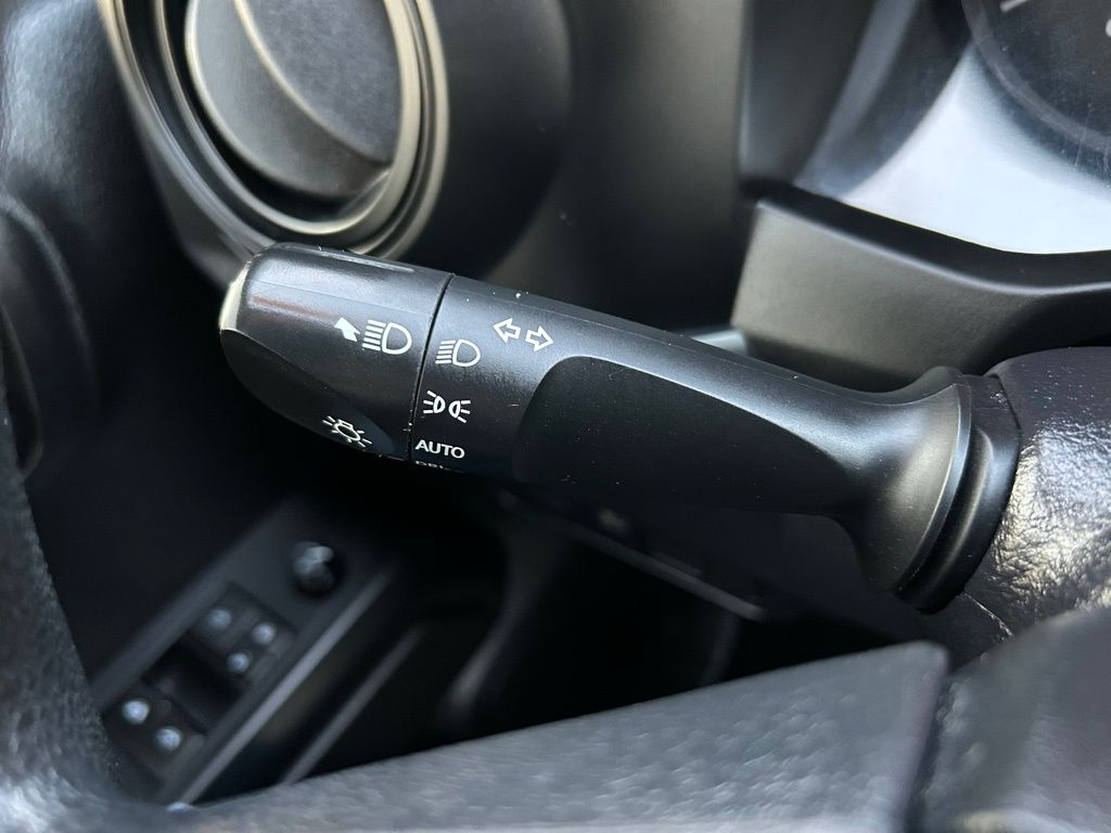 Thumbnail: 2021 Toyota Tacoma - 21