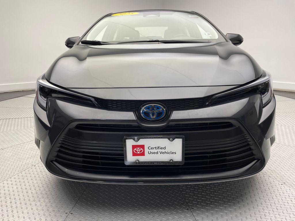2025 Toyota Corolla LE 2