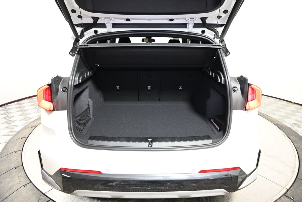 Thumbnail: 2026 BMW X1 - 11