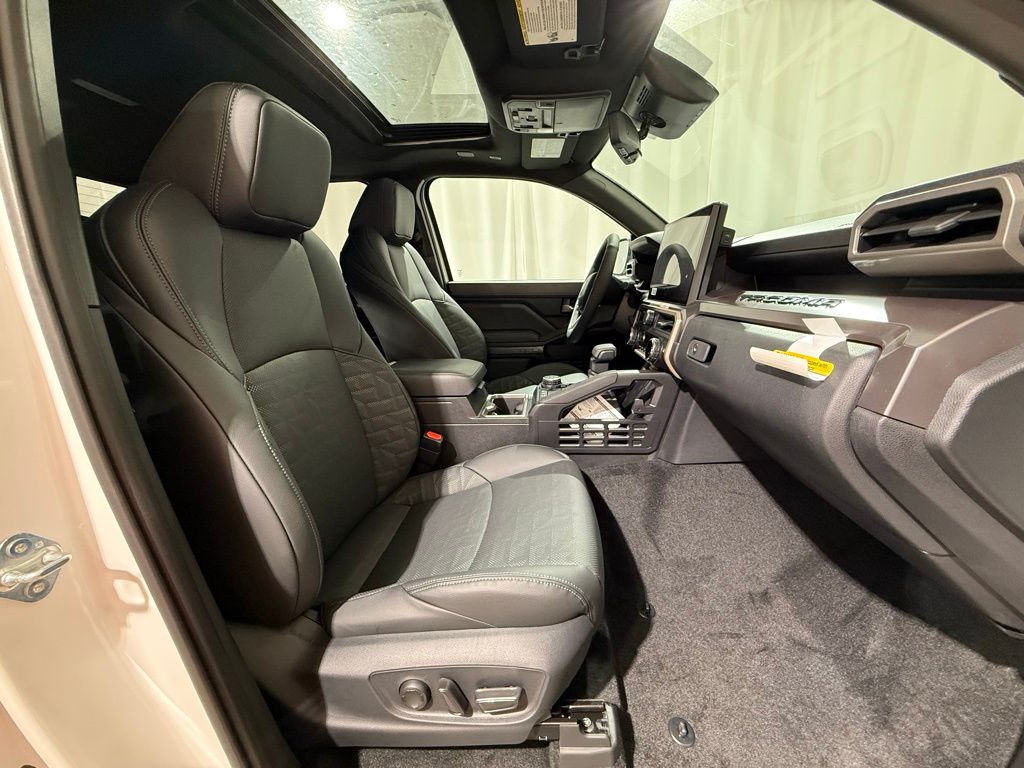 Thumbnail: 2025 Toyota Tacoma - 21